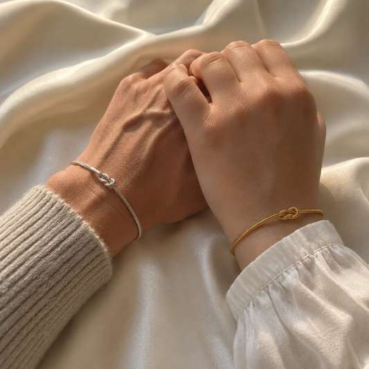 Forever Knot Bracelet – Meaningful Gift for Couples, Best Friends & Family