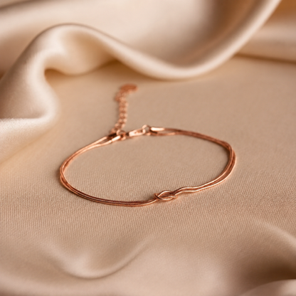 Forever Knot Bracelet – Meaningful Gift for Couples, Best Friends & Family